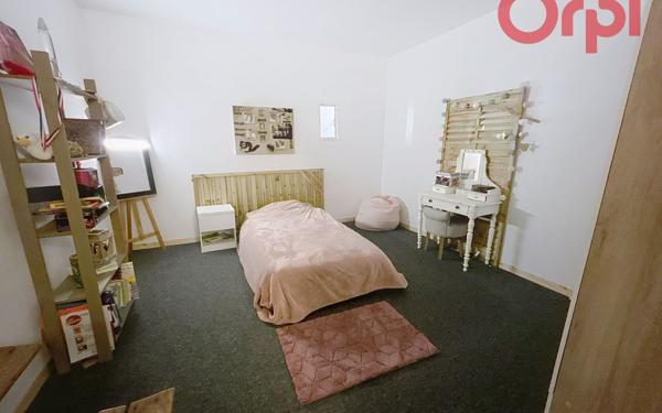 Maison à vendre    5 pièces •  Avrillé