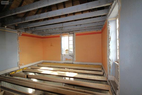 Corps de ferme à vendre à La Salvetat-Peyralès dans l'Aveyron (12440), ref : 3200