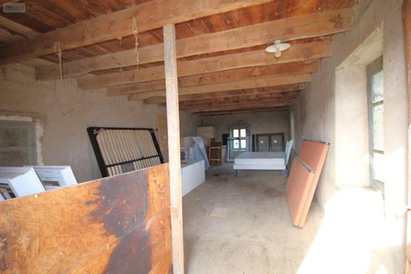 Corps de ferme à vendre à La Salvetat-Peyralès dans l'Aveyron (12440), ref : 3200