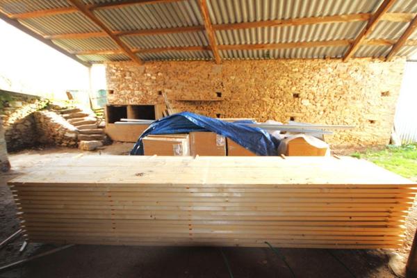 Corps de ferme à vendre à La Salvetat-Peyralès dans l'Aveyron (12440), ref : 3200