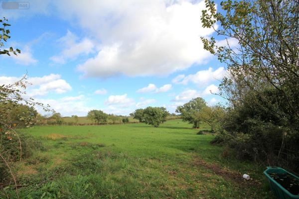 Corps de ferme à vendre à La Salvetat-Peyralès dans l'Aveyron (12440), ref : 3200