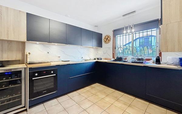Maison à vendre    4 pièces • 122 m2 Anglet