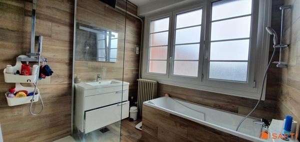 7 PIECES 99m² + BALCON + SALLE 30m2 + GRENIER+CAVE