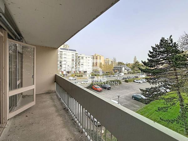 Appartement type 3 à rénover + Cellier et Box fermé Angers