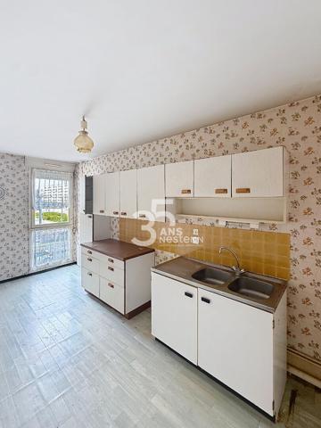 Appartement type 3 à rénover + Cellier et Box fermé Angers