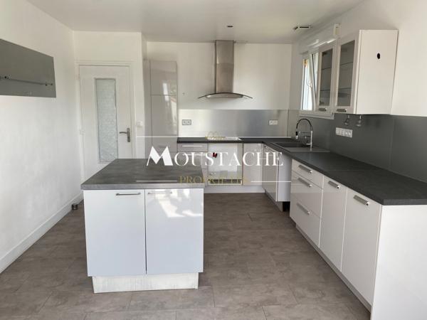 MAISON FAMILIALE SPACIEUSE - PROXIMITÉ PLAGE DE PONTAILLAC -