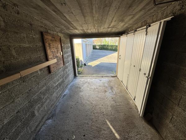 Vente / Garage / Parking