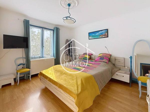 Port-Sainte-Foy-et-Ponchapt – Maison familiale de plain-pied avec 4 chambres et jardin
