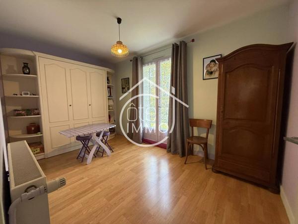 Port-Sainte-Foy-et-Ponchapt – Maison familiale de plain-pied avec 4 chambres et jardin