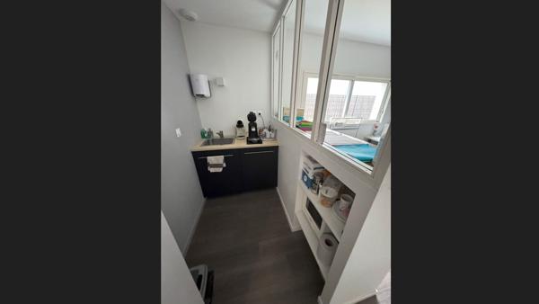 33150 CENON - BUREAU A LOUER D'ENVIRON 80 M2