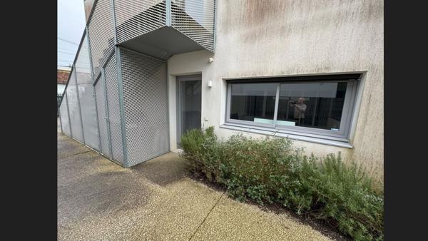 33150 CENON - BUREAU A LOUER D'ENVIRON 80 M2