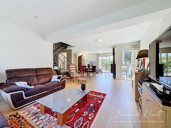 Vannes Maison familiale de 137 m², 4 chambres, jardin clos et vie de plain-pied
