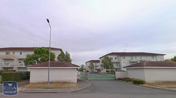 Appartement à louer 2 pièces 55.07m² Saint-Laurent-sur-Saône (01750)