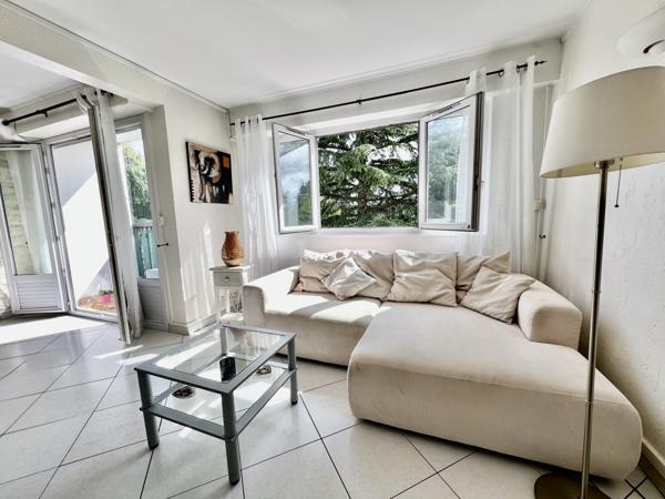Chilly-Mazarin (91380) Appartement 88m2, dernier étage