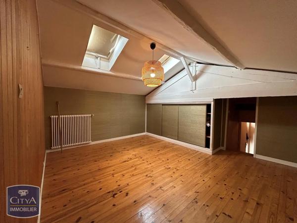 Maison à louer 6 pièces 169.9m²