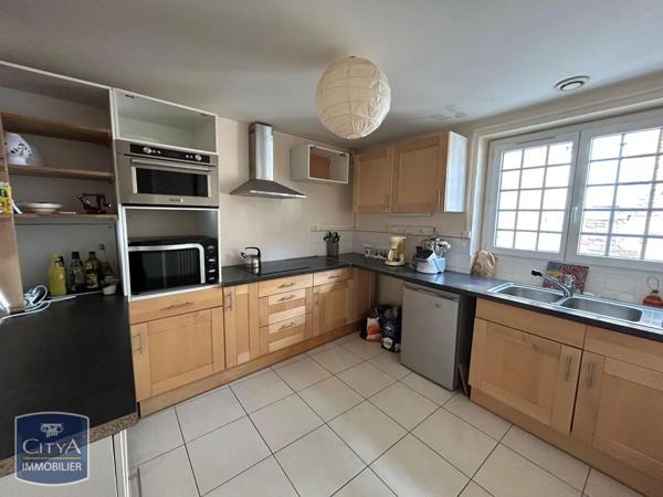 Maison à louer 6 pièces 169.9m²