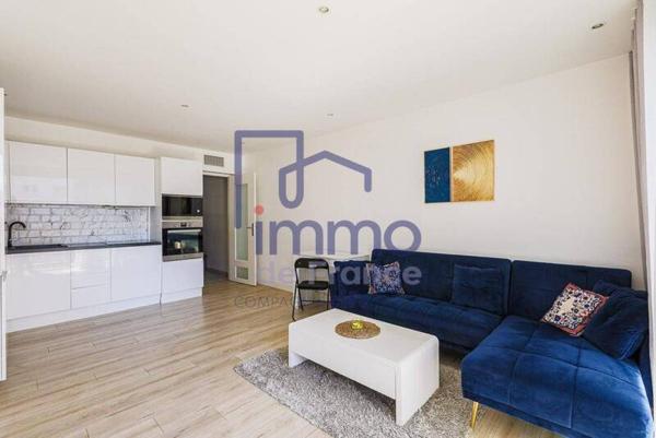 Appartement 2 pièces                                        - 38100 Grenoble Réf : 21768-IMMODEFRANCE69