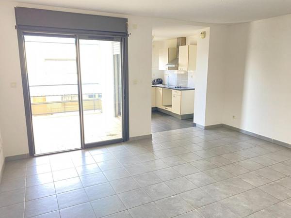 Appartement T2 de 51 m² avec varangue de 9 m² proche du CHU de Bellepierre 97400