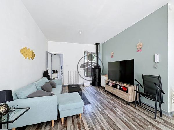 Vente                                                      Maison
                        
                     4 pièces                      88 m2                     à Saint-Quentin