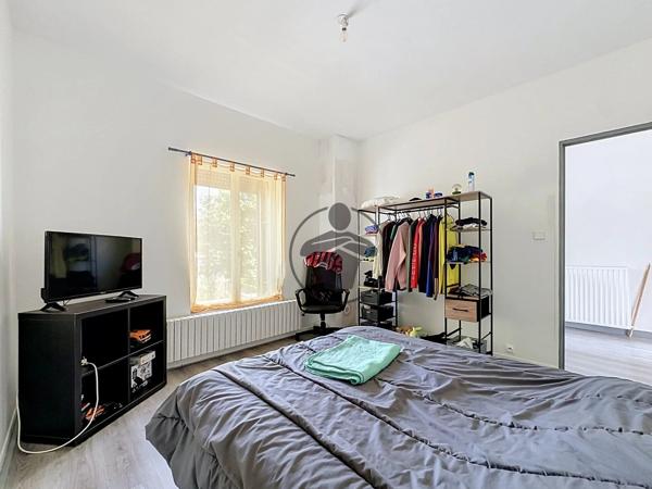 Vente                                                      Maison
                        
                     4 pièces                      88 m2                     à Saint-Quentin