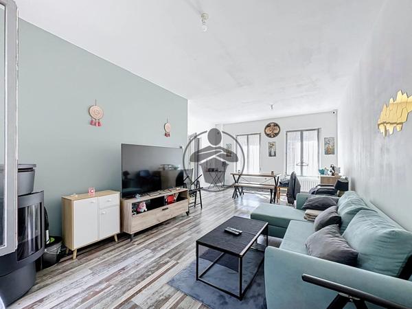 Vente                                                      Maison
                        
                     4 pièces                      88 m2                     à Saint-Quentin