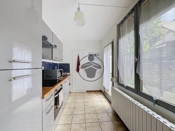 Vente                                                      Maison
                        
                     4 pièces                      88 m2                     à Saint-Quentin