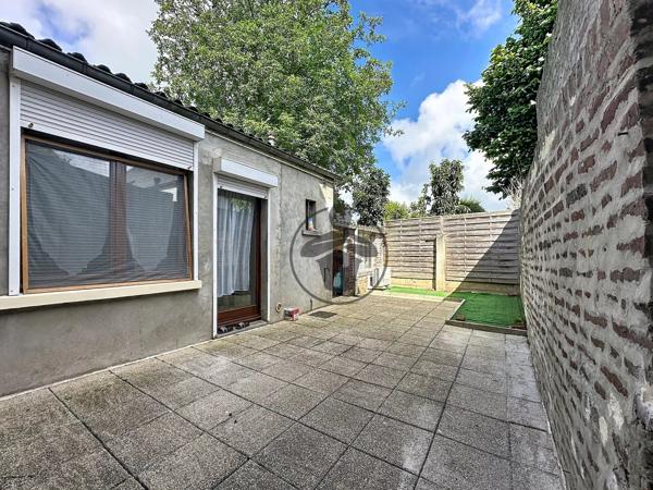 Vente                                                      Maison
                        
                     4 pièces                      88 m2                     à Saint-Quentin