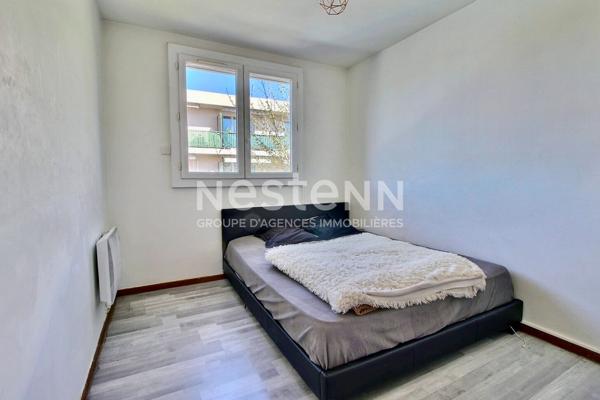 Appartement de type 3 d'environ 57m² avec deux balcons - Résidence fermée