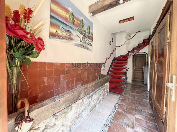 Maison en pierre rénovée, garage, terrasses et T2 indépendant