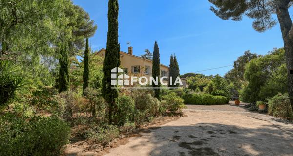 À vendre Maison 7 pièces 160 m² - Six-fours-les-plages 83140
