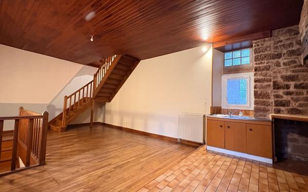 Maison à vendre    4 pièces •  Clairvaux-d'Aveyron