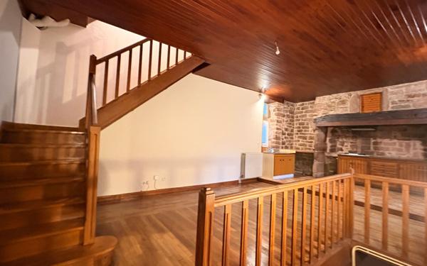 Maison à vendre    4 pièces •  Clairvaux-d'Aveyron