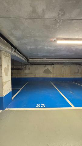 Parking CHAMPS GUILLAUME 10 000 € **  - Référence  2077