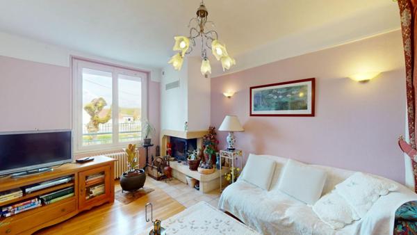 Maison Foecy  : 140 m² - 6 pièces - 4 chambres -