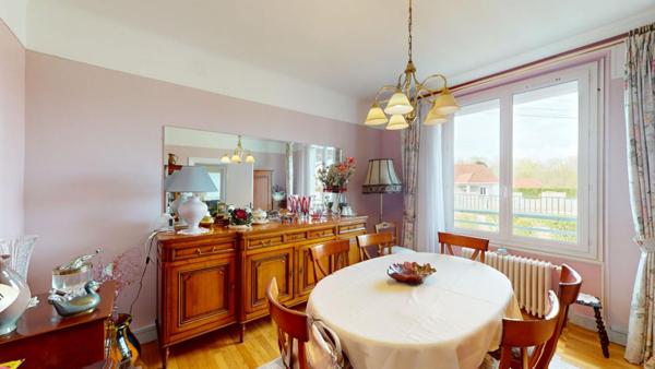 Maison Foecy  : 140 m² - 6 pièces - 4 chambres -