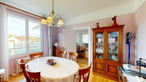 Maison Foecy  : 140 m² - 6 pièces - 4 chambres -