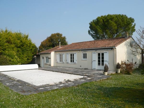 ⚜ MAISON à VENDRE de Plain-pied - GENSAC LA PALLUE ⚜