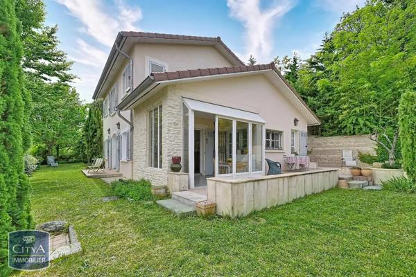Maison à vendre 6 pièces 183m² Saint-Marcellin (38160)