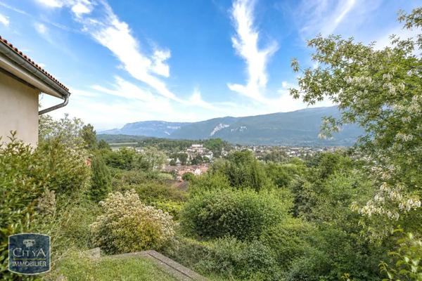 Maison à vendre 6 pièces 183m² Saint-Marcellin (38160)