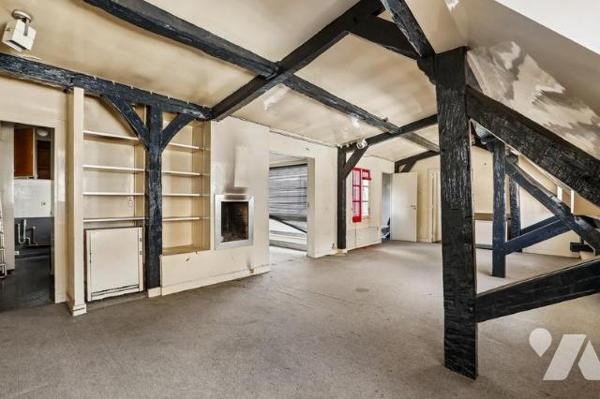 A VENDRE PAR NOTAIRE – Rue Villehardouin