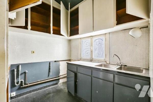 A VENDRE PAR NOTAIRE – Rue Villehardouin