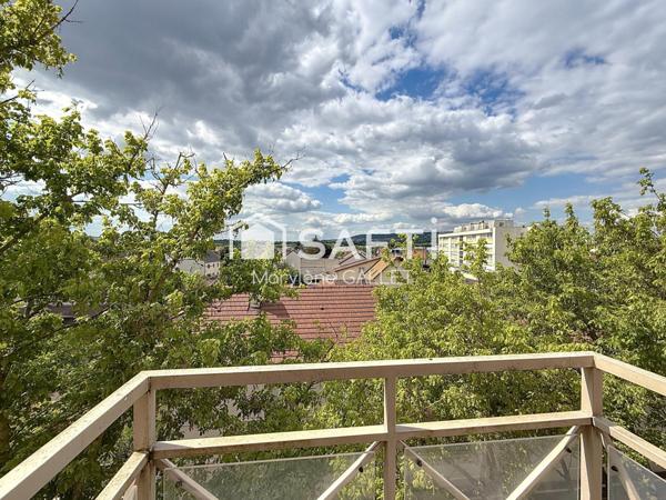 En plein centre ville d'Achères, proche commodités