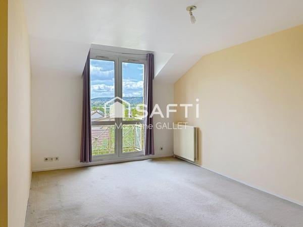 En plein centre ville d'Achères, proche commodités