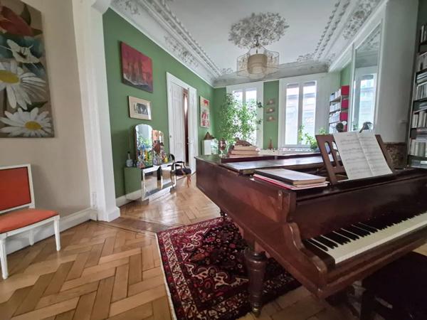 Maison à vendre 8 pièces 332m² Roubaix (59100)