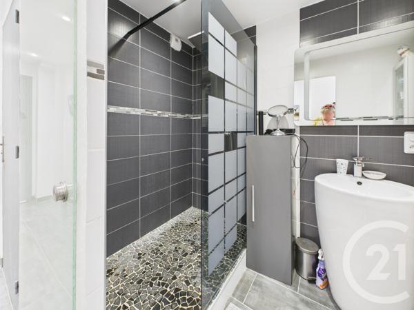 Appartement à vendre  3 pièces - 59,38 m2 TRAPPES - 78