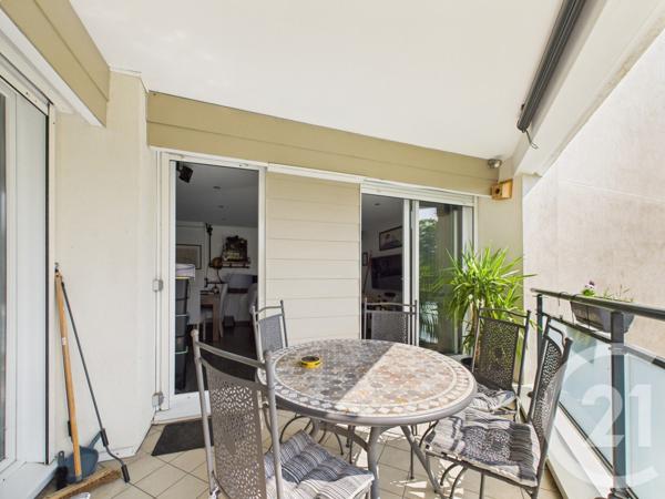 Appartement à vendre  3 pièces - 59,38 m2 TRAPPES - 78