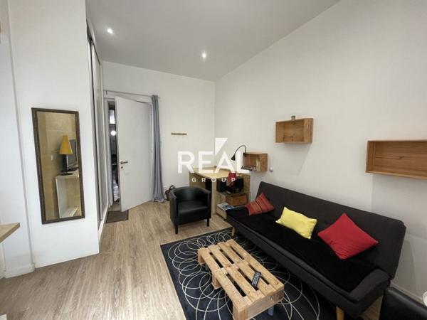 Appartement 3 pièces de 49 m² à louer à Bordeaux – Hôtel De Ville / Pey-Berland
