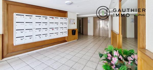 Appartement
         2 pièces
        - 45 m² 230 000 € *
