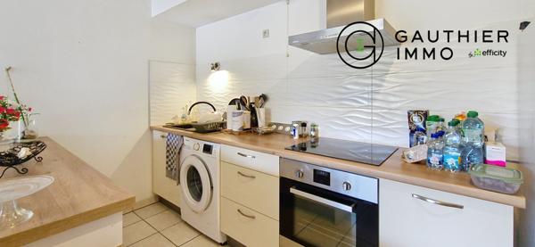 Appartement
         2 pièces
        - 45 m² 230 000 € *