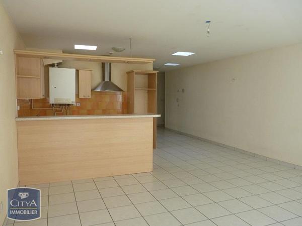 Appartement à louer 4 pièces 102.21m²